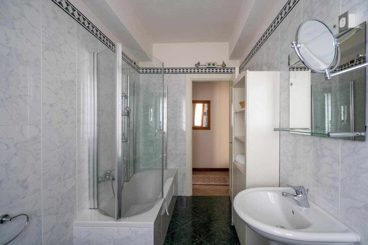 לאליו Silvia Apartment - Residence Regina מראה חיצוני תמונה